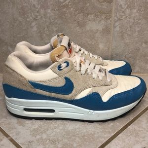 Nike Women’s Air Max
